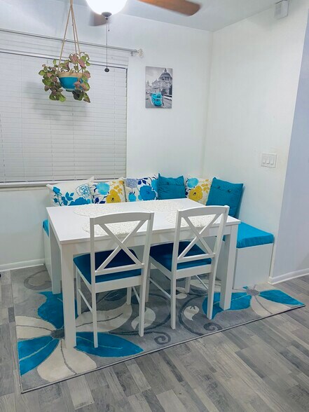 Building Photo - 4938 Alder Dr