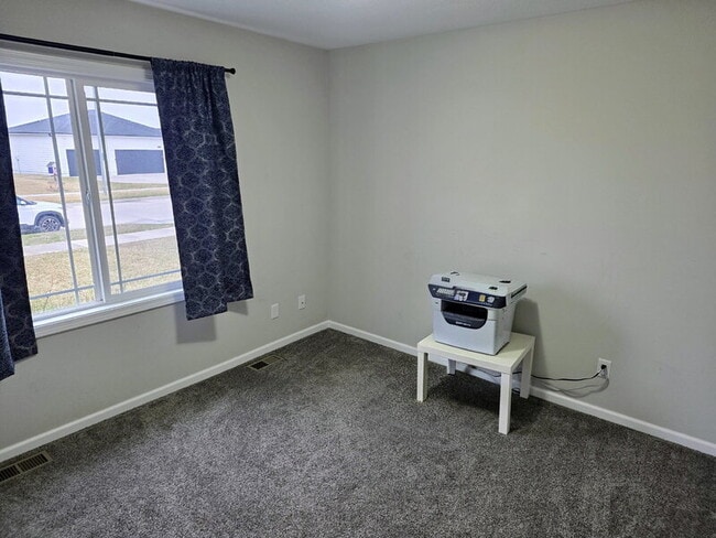 Building Photo - 950 8th St