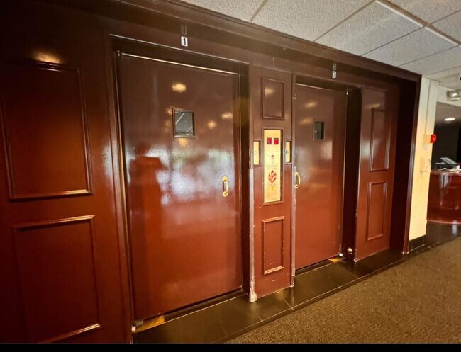 Building Photo - 6515 JFK Blvd E