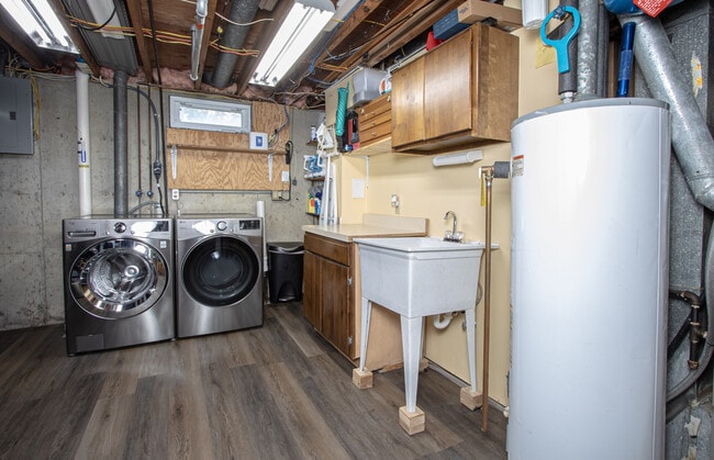 Building Photo - Fury