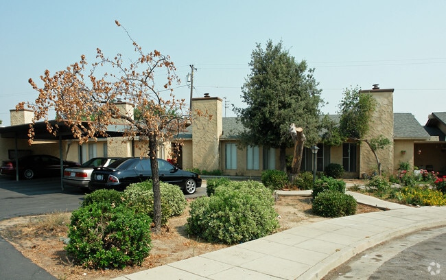 Building Photo - 2955 E Peralta Way