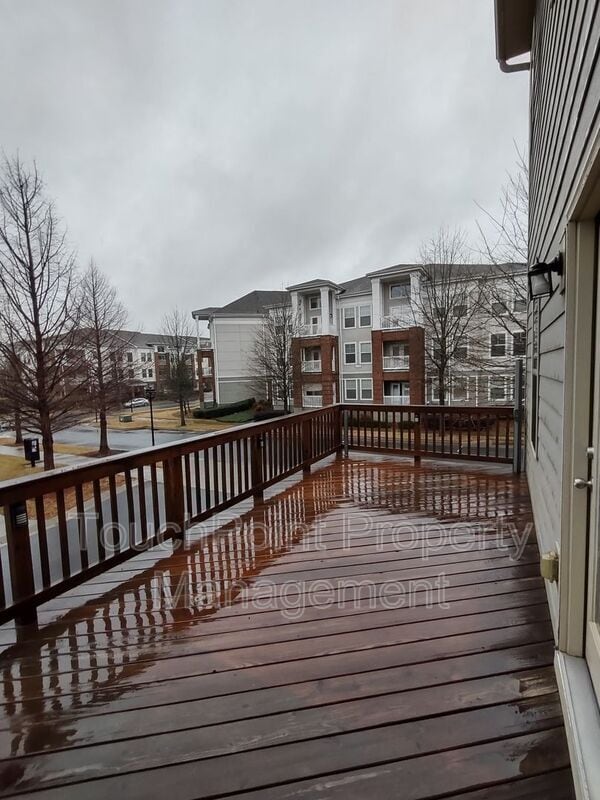 Building Photo - 4073 Zilker Park Dr