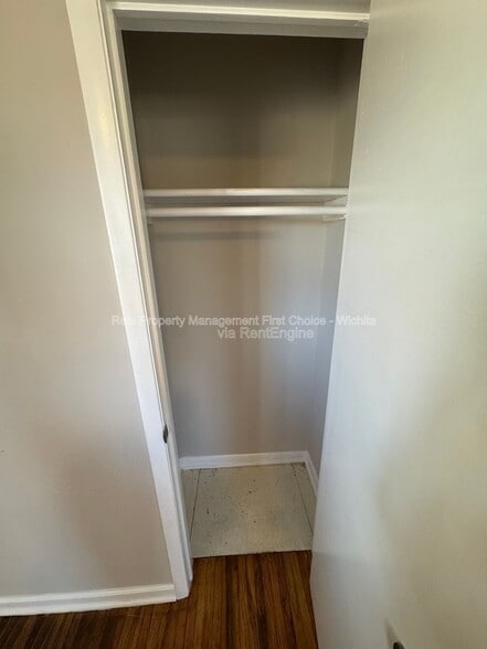 Building Photo - 1630 S Mission Rd