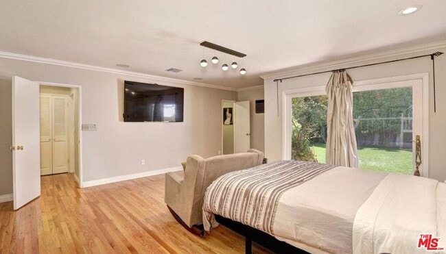 Building Photo - 3076 Earlmar Dr