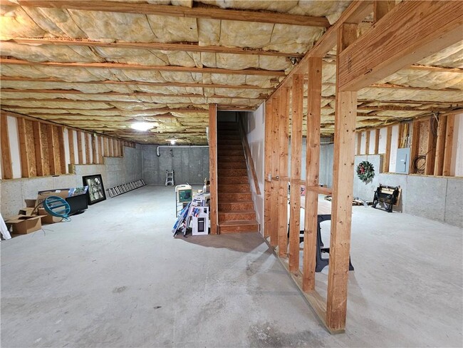 Building Photo - 2216 Worrall Hill Dr