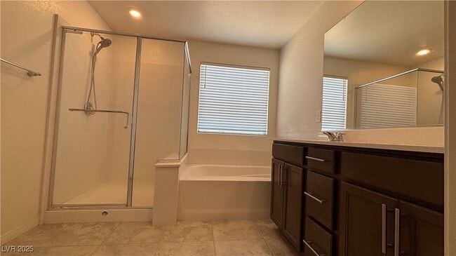 Building Photo - 8736 Victoria Pk St