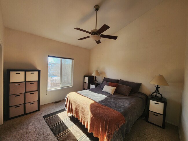 Building Photo - 7137 Arrowroot Ave