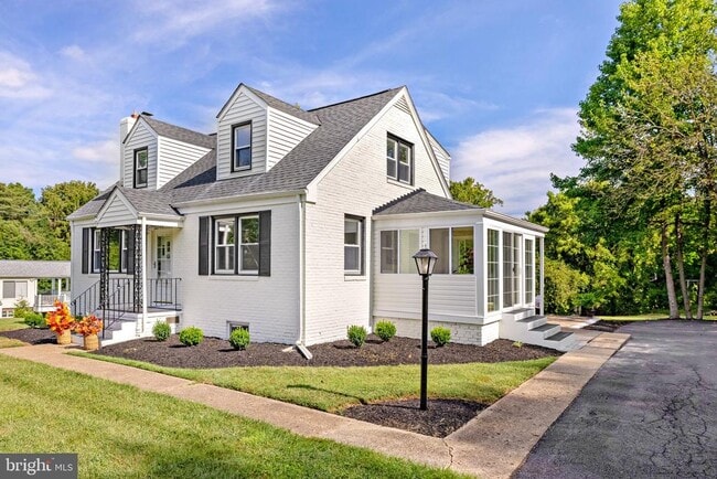 Building Photo - 11410 Waples Mill Rd