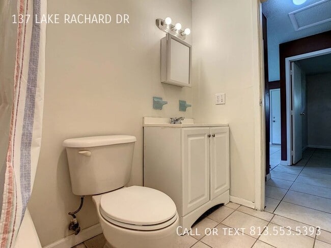 Building Photo - 137 Lake Rachard Dr