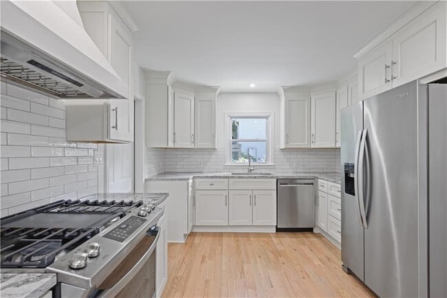 Building Photo - 1967 Sumter St NW