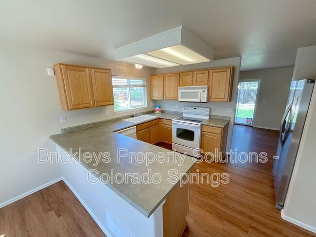 Building Photo - 6112 Chivalry Dr