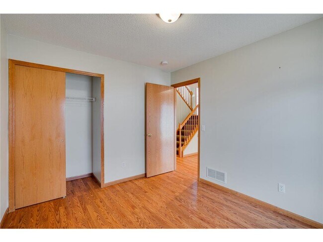 Building Photo - 917 Lindsey Ln