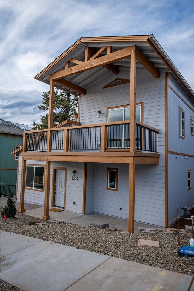 Building Photo - 5026 E Retreat Cir
