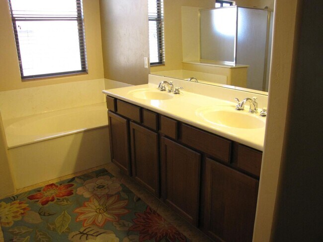 Building Photo - COMING SOON!!! Located in Vail Az  on a premium elevated lot!!