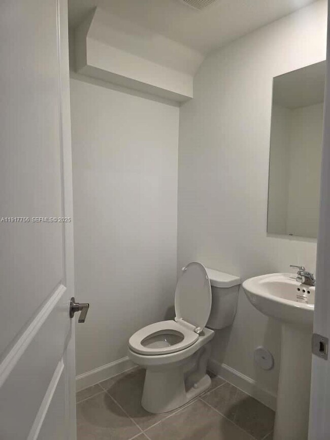 Building Photo - 17875 SW 359 Ter