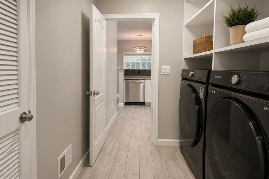 Building Photo - 11138 Wortham Crest Cir