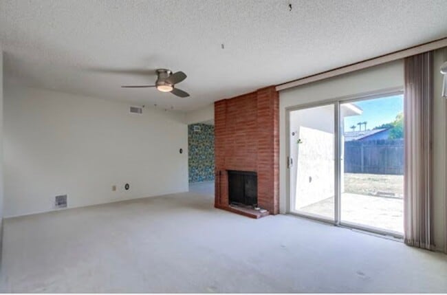 Building Photo - Charming 3 Bedroom Home in Serra Mesa