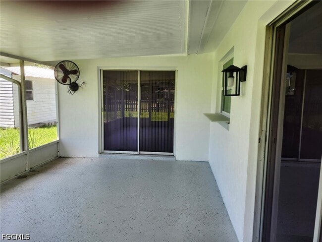 Building Photo - 6313 St Andrews Cir S