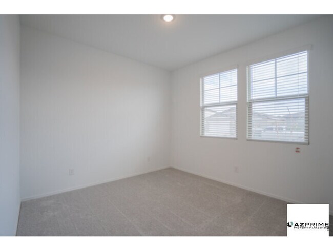 Building Photo - Spacious 4/3 Maricopa House - Comfort &amp; Style!