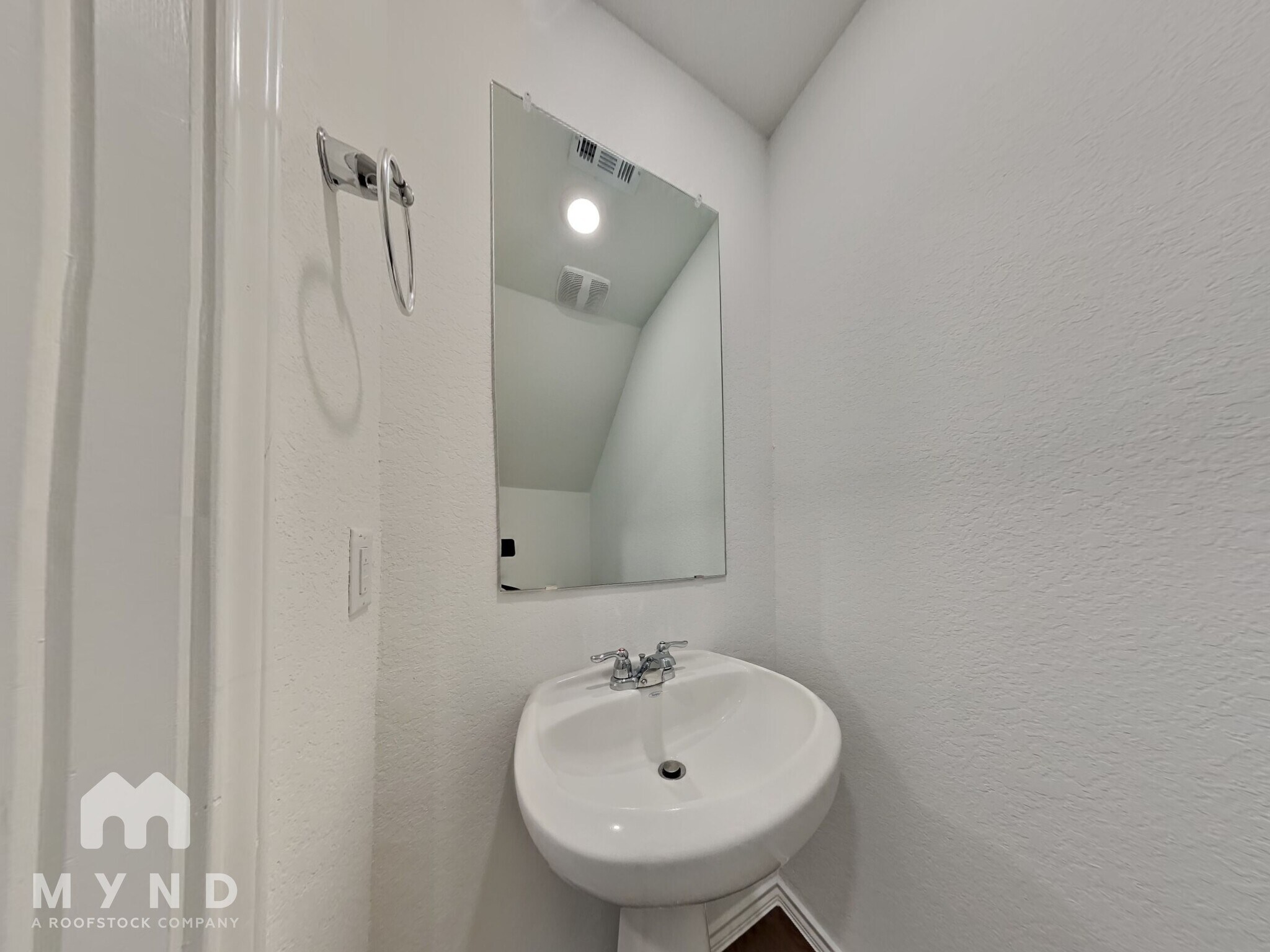 Building Photo - 5714 Agate Cir