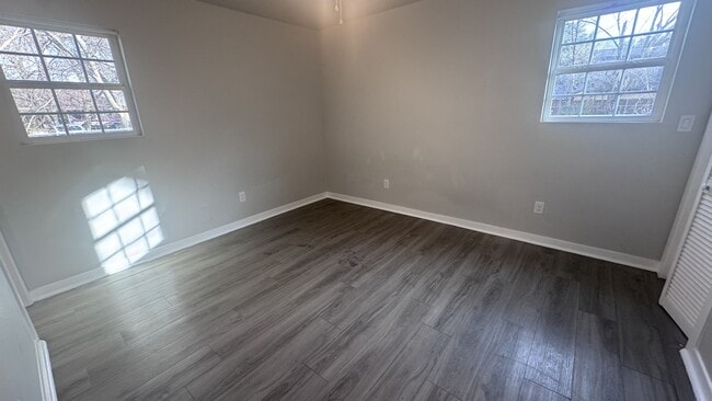 Building Photo - 3503 Division St