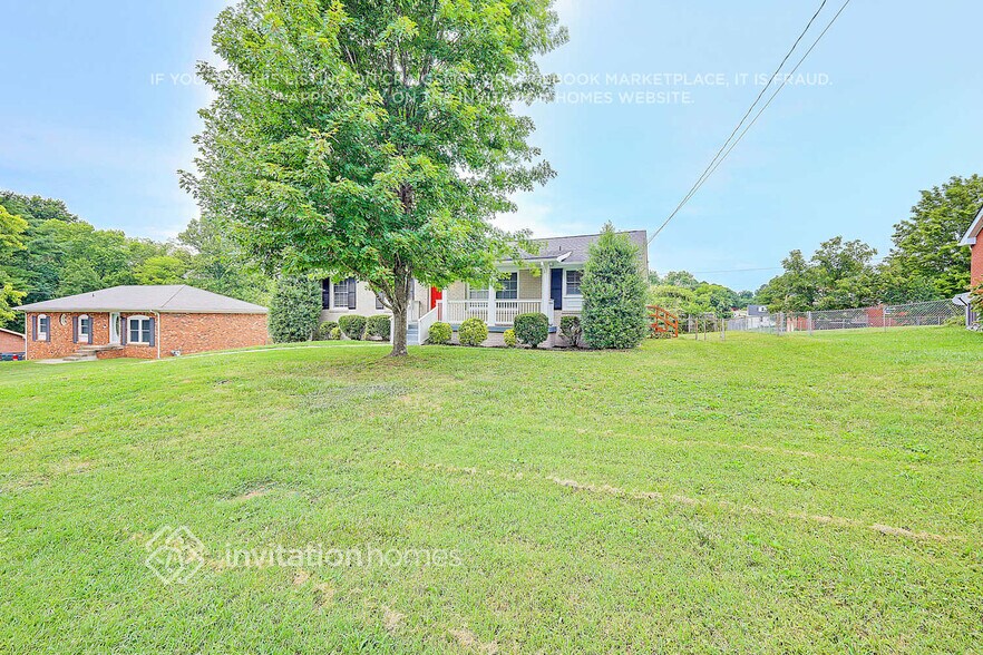 Primary Photo - 640 Des Moines Dr