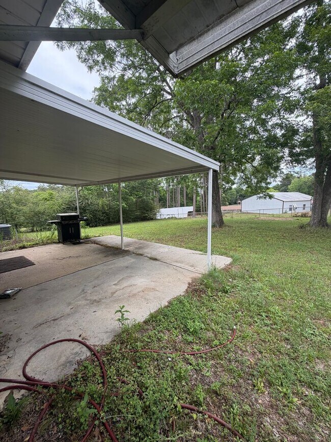 Building Photo - Daleville Alabama!