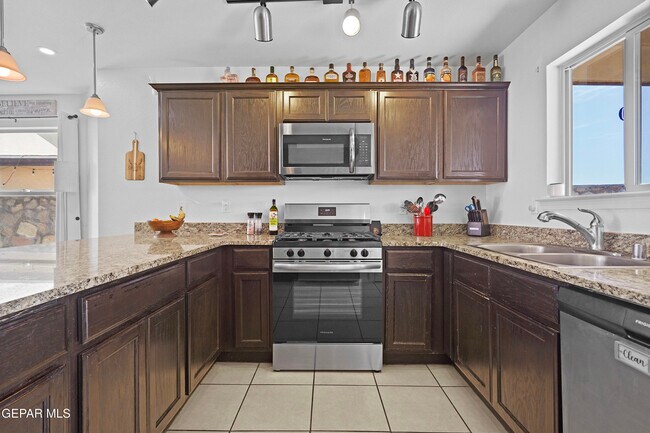 Building Photo - 7248 Copper Trail Ave