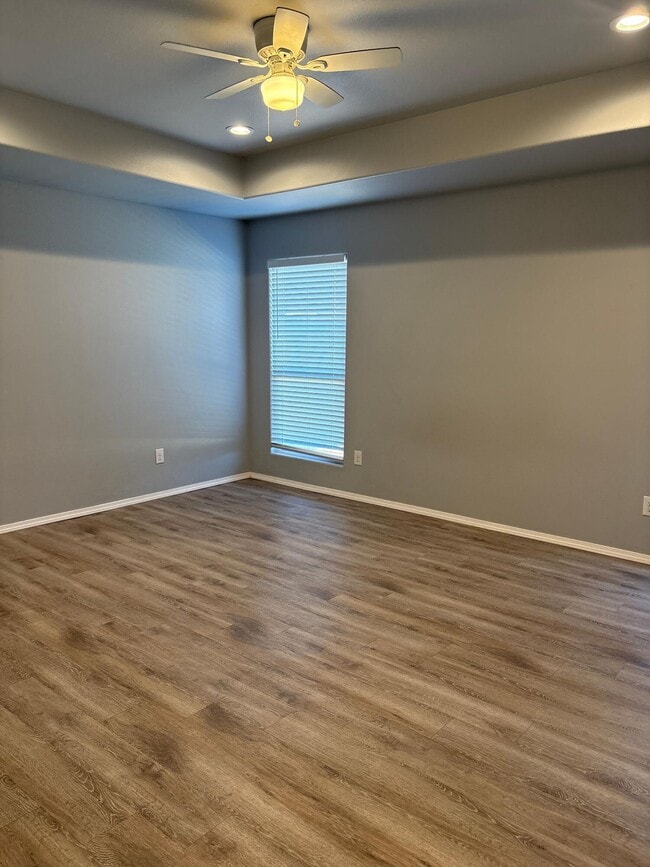 Building Photo - 8522 11th St