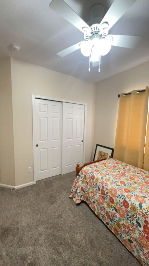 Building Photo - Beautiful single family Ranch style home Available!