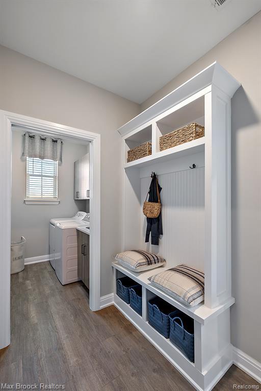 Building Photo - 1521 Tribute Dr