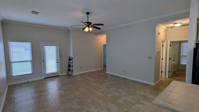 Building Photo - 1570 Tasajillo Dr