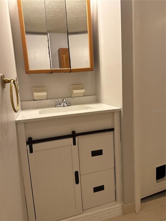 Building Photo - 4313 SW 68th Terrace