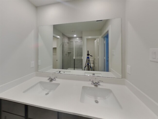 Building Photo - 22737 Terrazzo Dr