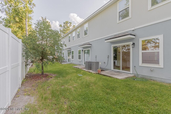 Building Photo - 983 Observatory Pkwy