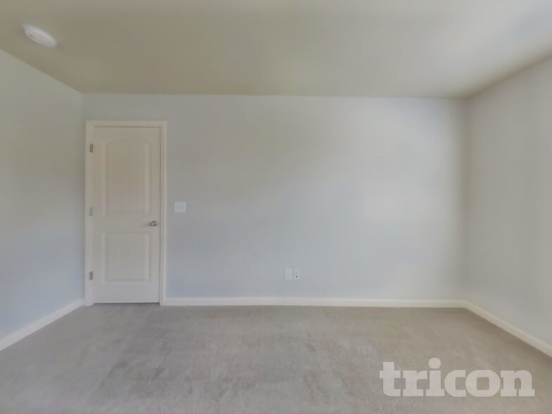 Building Photo - 3013 Alan Dr