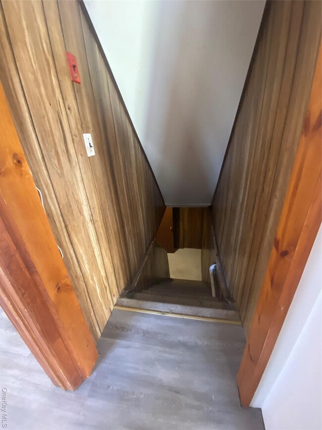 Building Photo - 732 3rd St