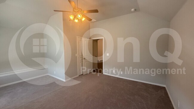 Building Photo - 1112 Snowbird Dr