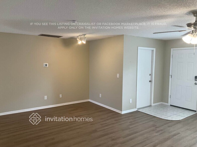 Building Photo - 12810 129th Terrace N