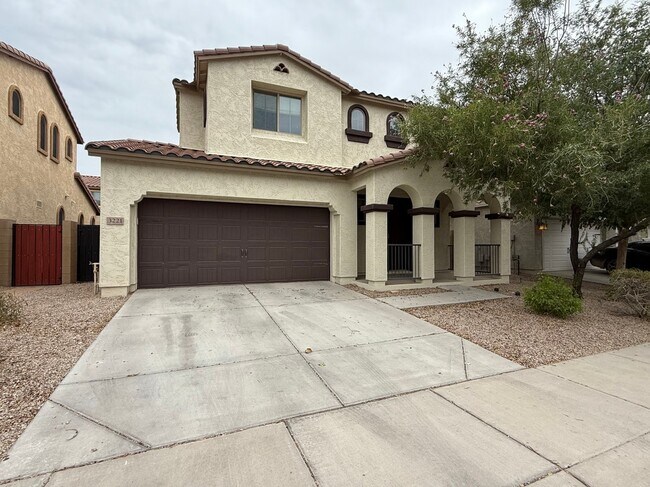 Building Photo - 3221 E Virgil Dr