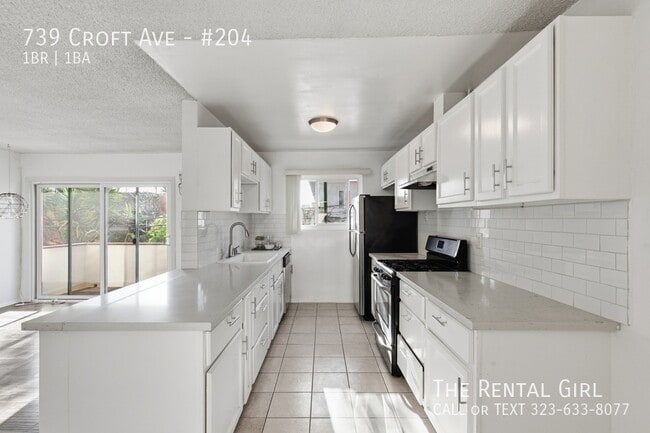 Building Photo - 739 Croft Ave