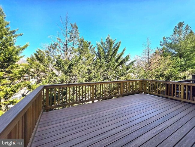 Building Photo - 5939 Heatherwood Ct