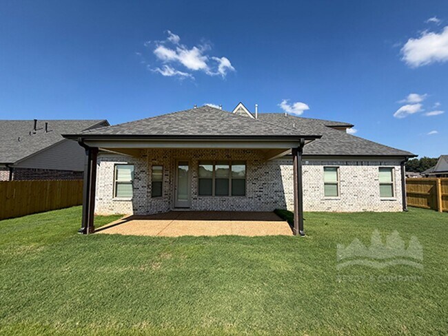 Building Photo - 340 Chestnut Rdg Cv