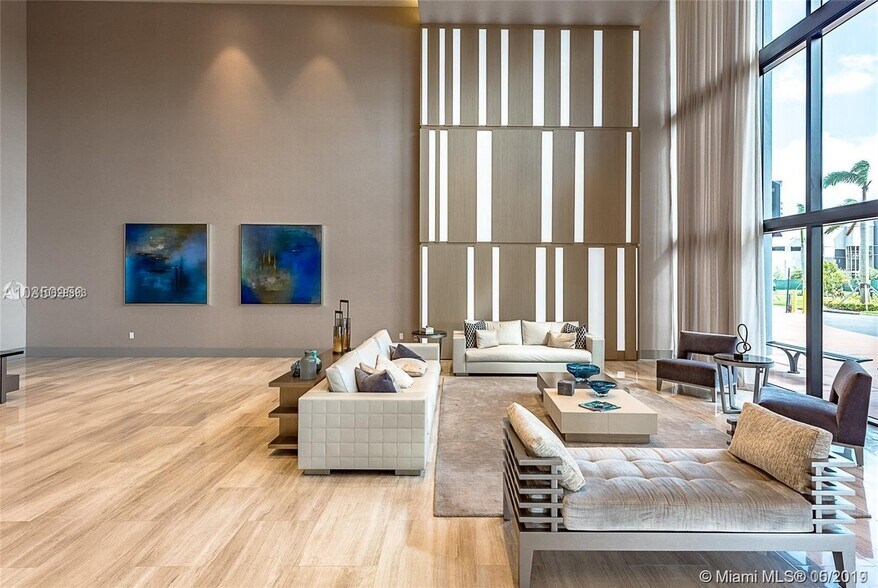 Building Photo - 5300 Paseo Blvd