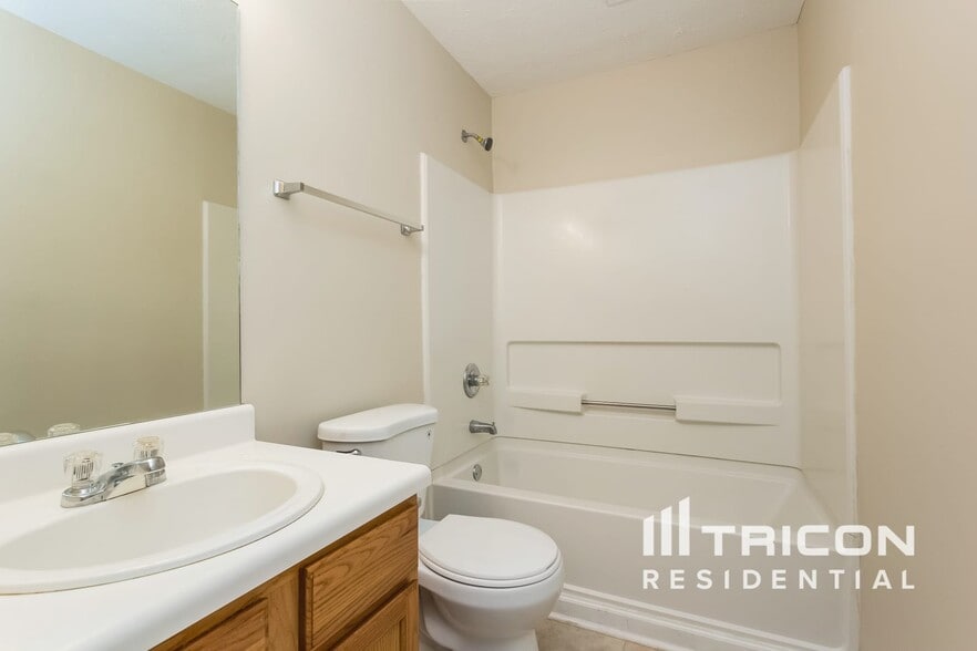 Building Photo - 3442 Woodruff Ridge Ln SW