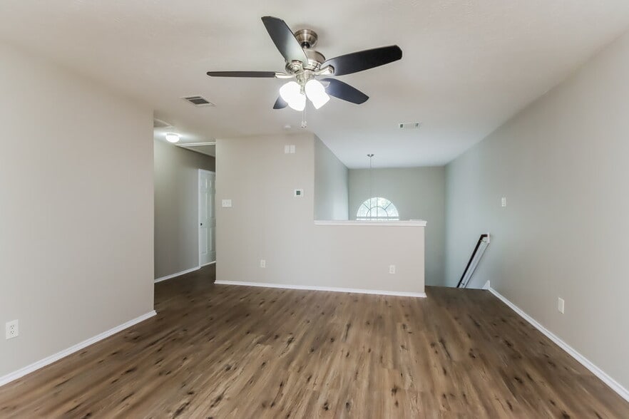 Building Photo - 330 Harbor Mist Dr