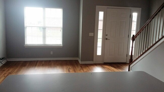 Building Photo - 1000 Indian Ridge Cir