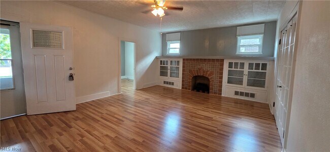 Building Photo - 3511 Orchard St