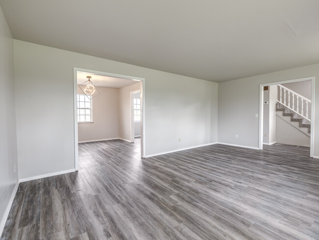 Building Photo - 11308 Meadow Ridge Ln