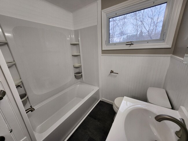 Building Photo - 311 Rebecca St